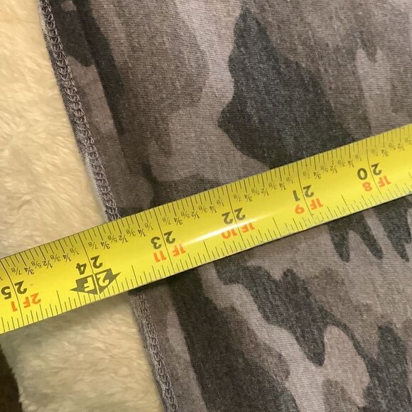 CORE 10, tank top, grey/black camo, large, scoop neck - Picture 6 of 10